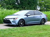 Used 2022 Toyota Corolla LE image 3