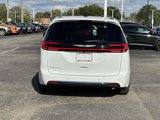 New 2026 Chrysler Pacifica Select image 4