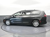 Used 2022 Chrysler Pacifica Touring-L image 3