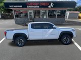 Used 2018 Toyota Tacoma TRD Off-Road image 2