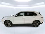 Certified 2024 Porsche Cayenne image 2