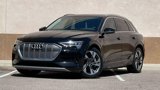 Used 2022 Audi e-tron Premium image 3