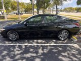 Used 2024 Hyundai Elantra SEL image 5