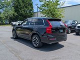 Used 2021 Volvo XC90 T6 Momentum image 4