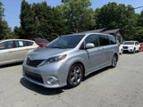 Used 2015 Toyota Sienna SE Premium image 2