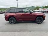 New 2025 Jeep Grand Cherokee Summit image 4