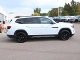Used 2025 Volkswagen Atlas Peak Edition SE image 2