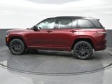 New 2025 Jeep Grand Cherokee Summit image 3