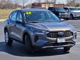 Used 2023 Ford Escape AWD image 3