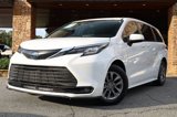 Used 2023 Toyota Sienna LE image 2
