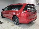 New 2025 Chrysler Pacifica Premium image 4
