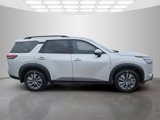 New 2025 Nissan Pathfinder SV w/ SV Premium Package image 4