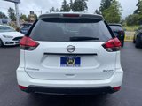 Used 2017 Nissan Rogue SV image 4