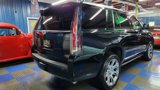 Used 2019 Cadillac Escalade Premium Luxury image 3