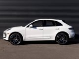 Used 2025 Porsche Macan image 2
