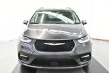 Used 2023 Chrysler Pacifica Limited image 3