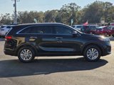 Used 2019 Kia Sorento LX w/ LX Convenience Package image 4