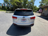 Used 2017 Kia Sorento AWD w/ LX V6 Convenience Package image 5