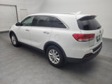 Used 2018 Kia Sorento LX image 3