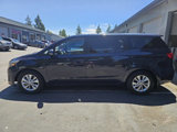 Used 2017 Kia Sedona LX image 2