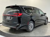 New 2025 Chrysler Pacifica Select w/ Uconnect Theater Family Group image 3