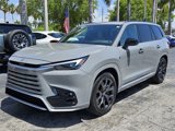 Used 2024 Lexus TX 500h AWD image 2