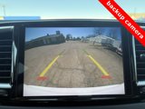 Used 2023 Chrysler Pacifica Touring-L image 5