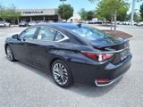 New 2025 Lexus ES 300h Ultra Luxury image 5