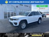 New 2025 Jeep Grand Cherokee Laredo image 2