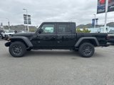 New 2025 Jeep Gladiator Sport S image 3