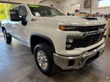Used 2024 Chevrolet Silverado 2500 LT image 3