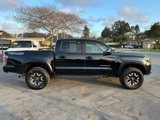 Used 2020 Toyota Tacoma TRD Off-Road w/ Technology Package image 4