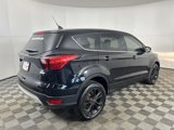Used 2019 Ford Escape SE image 5