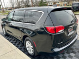 Used 2022 Chrysler Voyager LX image 3