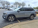 New 2025 Volkswagen Atlas SE image 4