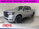 New 2025 RAM 1500 4x4 Crew Cab image 3