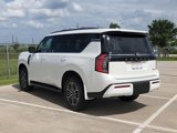 New 2025 Nissan Armada SL image 4
