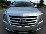 Used 2017 Cadillac Escalade Luxury image 2