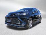 Used 2024 Toyota Sienna XLE image 4