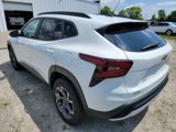 Certified 2024 Chevrolet Trax LT w/ Driver Confidence Package image 2