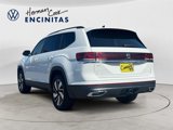 Certified 2025 Volkswagen Atlas SE image 3
