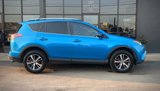 Used 2018 Toyota RAV4 XLE image 2
