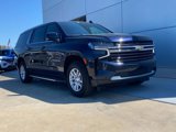 Used 2023 Chevrolet Suburban LT image 2