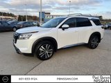 New 2025 Nissan Pathfinder Platinum image 2