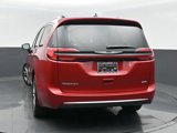 New 2026 Chrysler Pacifica Pinnacle image 6