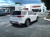 New 2025 Nissan Pathfinder Platinum image 4