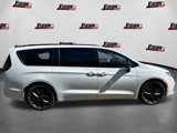 New 2024 Chrysler Pacifica Limited w/ S Appearance Package image 6