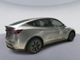 Used 2025 Tesla Model Y Long Range image 3