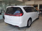 New 2026 Chrysler Pacifica Select image 2
