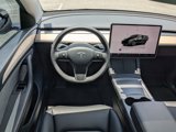 Used 2025 Tesla Model Y Long Range image 4